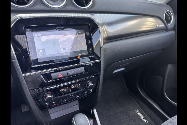 Suzuki Vitara 1.5 Hybrid Automaat Style AllGrip | Pano-Dak | LED | Trekhaak | Adaptive CC | Navi | Cllimate |