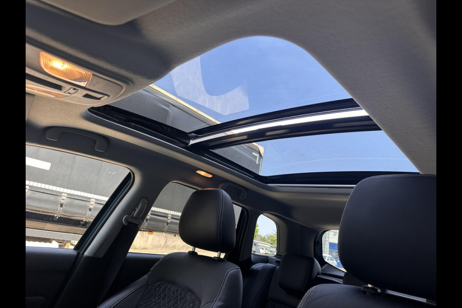 Suzuki Vitara 1.5 Hybrid Automaat Style AllGrip | Pano-Dak | LED | Trekhaak | Adaptive CC | Navi | Cllimate |