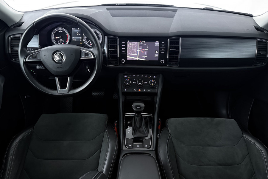 Škoda Kodiaq 1.5 TSI Limited Business Edition 7p. (PANORAMADAK, TREKHAAK AFNEEMBAAR, CAMERA, CANTON, STOELVERWARMING, 1e EIGENAAR)