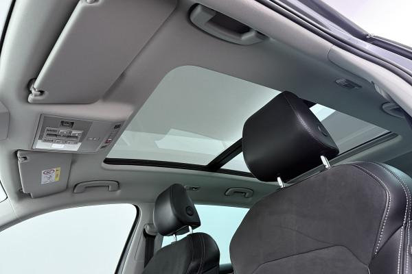 Škoda Kodiaq 1.5 TSI Limited Business Edition 7p. (PANORAMADAK, TREKHAAK AFNEEMBAAR, CAMERA, CANTON, STOELVERWARMING, 1e EIGENAAR)