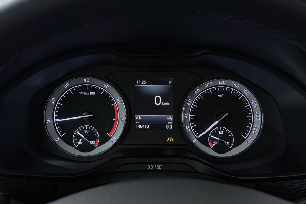 Škoda Kodiaq 1.5 TSI Limited Business Edition 7p. (PANORAMADAK, TREKHAAK AFNEEMBAAR, CAMERA, CANTON, STOELVERWARMING, 1e EIGENAAR)