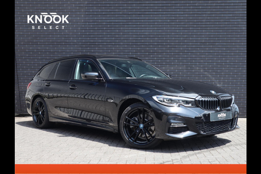 BMW 3 Serie Touring 320e xDrive High Executive M Sport Pakket Automaat / Live Cockpit Professional / Adaptief M Onderstel / Panoramadak / Stoelverwarming / Extra Getint Glas / LED / 19 Inch / Hifi / Lichtpakket