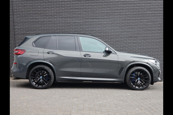 BMW X5 xDrive45e High Executive M Sport Pakket Automaat /  Live Cockpit Professional / Panoramadak / Driving Assistant Professional / Trekhaak / Luchtvering / Comfortstoelen / M Sportremsysteem / 22 Inch / Hifi / Parkeerhulpsysteem Plus