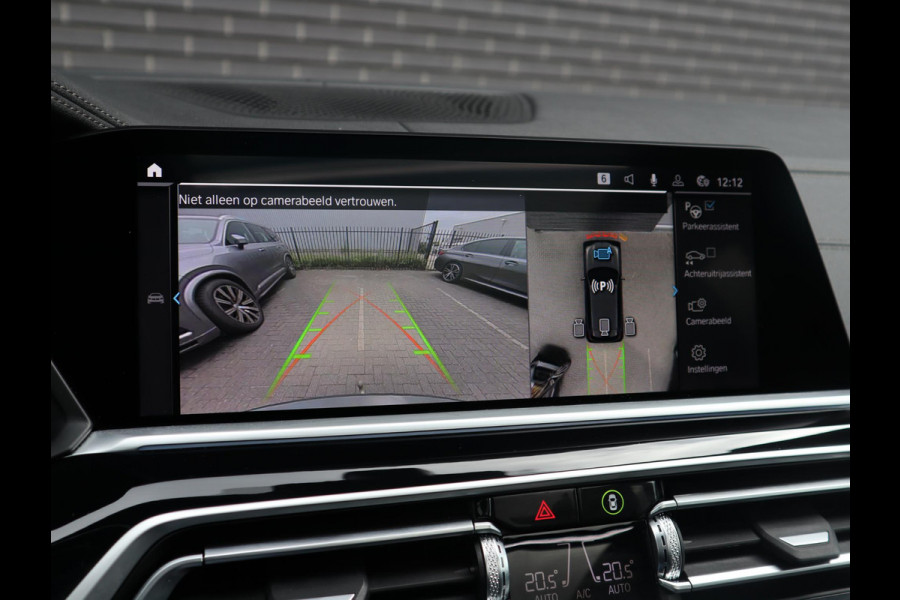 BMW X5 xDrive45e High Executive M Sport Pakket Automaat /  Live Cockpit Professional / Panoramadak / Driving Assistant Professional / Trekhaak / Luchtvering / Comfortstoelen / M Sportremsysteem / 22 Inch / Hifi / Parkeerhulpsysteem Plus