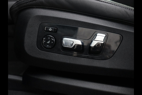 BMW X5 xDrive45e High Executive M Sport Pakket Automaat /  Live Cockpit Professional / Panoramadak / Driving Assistant Professional / Trekhaak / Luchtvering / Comfortstoelen / M Sportremsysteem / 22 Inch / Hifi / Parkeerhulpsysteem Plus