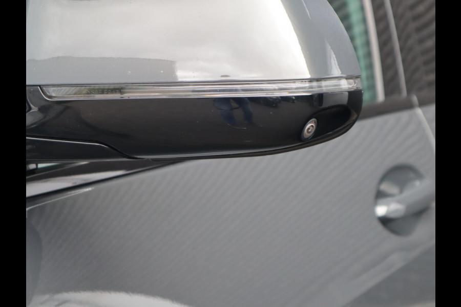 BMW X5 xDrive45e High Executive M Sport Pakket Automaat /  Live Cockpit Professional / Panoramadak / Driving Assistant Professional / Trekhaak / Luchtvering / Comfortstoelen / M Sportremsysteem / 22 Inch / Hifi / Parkeerhulpsysteem Plus
