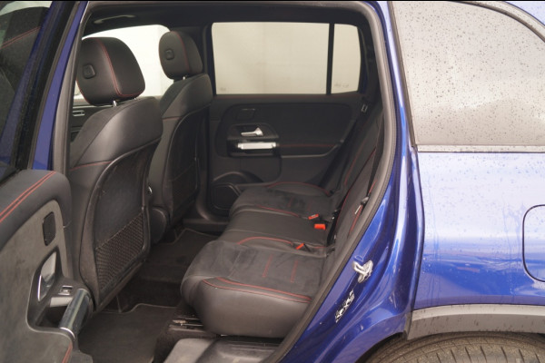 Mercedes-Benz Glb 180 Automaat AMG Business Solution -PANO-ECC-TREKHAAK-