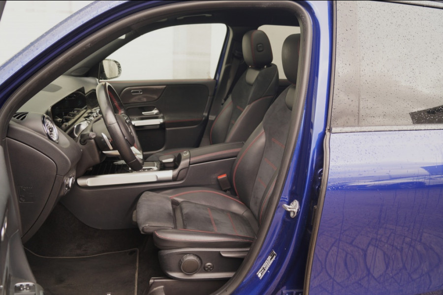 Mercedes-Benz Glb 180 Automaat AMG Business Solution -PANO-ECC-TREKHAAK-