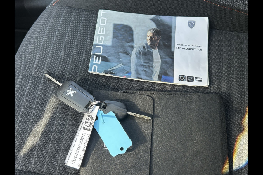 Peugeot 208 BWJ 12-2022 | 1.2 75PK Active Pack | ELEK. AIRCO | NAVI | CARPLAY | LICHTMETAAL | PDC | CRUISE |