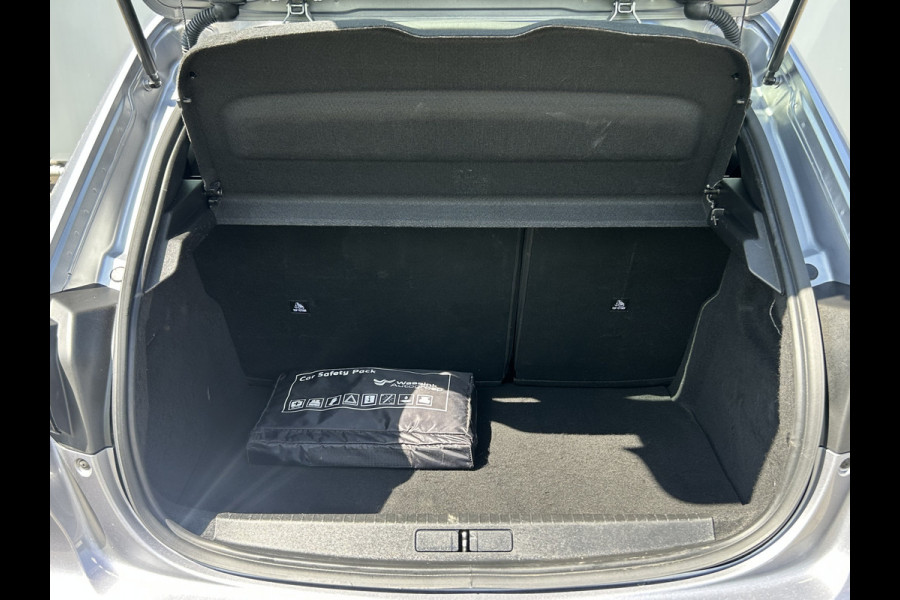 Peugeot 208 BWJ 12-2022 | 1.2 75PK Active Pack | ELEK. AIRCO | NAVI | CARPLAY | LICHTMETAAL | PDC | CRUISE |