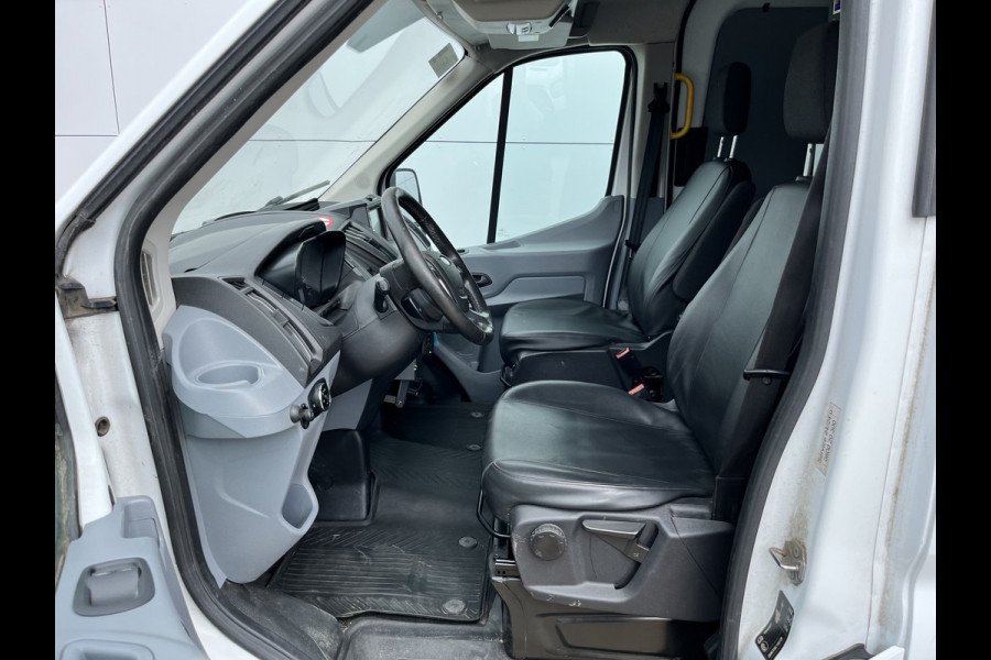 Ford Transit 2.0 TDCI 130PK L2H2 Airco Cruise Control Parkeersensoren Stoelverwarming Zwaailampen Kastwand Inbouw