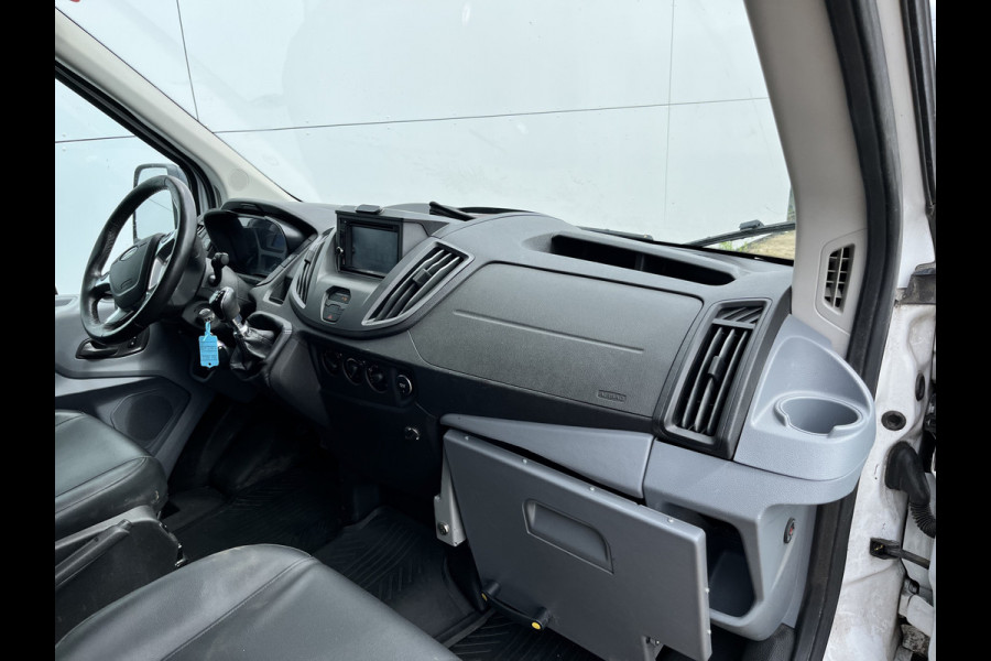 Ford Transit 2.0 TDCI 130PK L2H2 Airco Cruise Control Parkeersensoren Stoelverwarming Zwaailampen Kastwand Inbouw