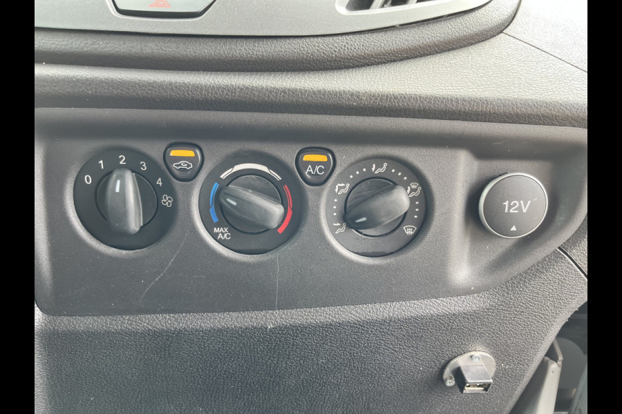 Ford Transit 2.0 TDCI 130PK L2H2 Airco Cruise Control Parkeersensoren Stoelverwarming Zwaailampen Kastwand Inbouw