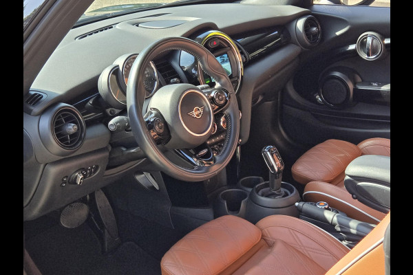 MINI Cabrio 2.0 Cooper S Chili | SPORTSTOELEN | LEDER | STOELVERWARMING | KEYLESS ENTRY | CAMERA | VOORRUIT VERWARMING |