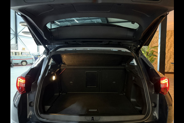 Opel Grandland X 1.2 Turbo Innovation | NAP | NL-auto | Unieke kleur | Camera | CarPlay | LED | Elek. Achterklep | Rijklaar