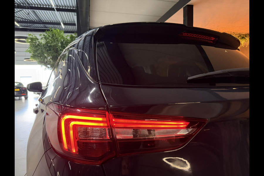 Opel Grandland X 1.2 Turbo Innovation | NAP | NL-auto | Unieke kleur | Camera | CarPlay | LED | Elek. Achterklep | Rijklaar
