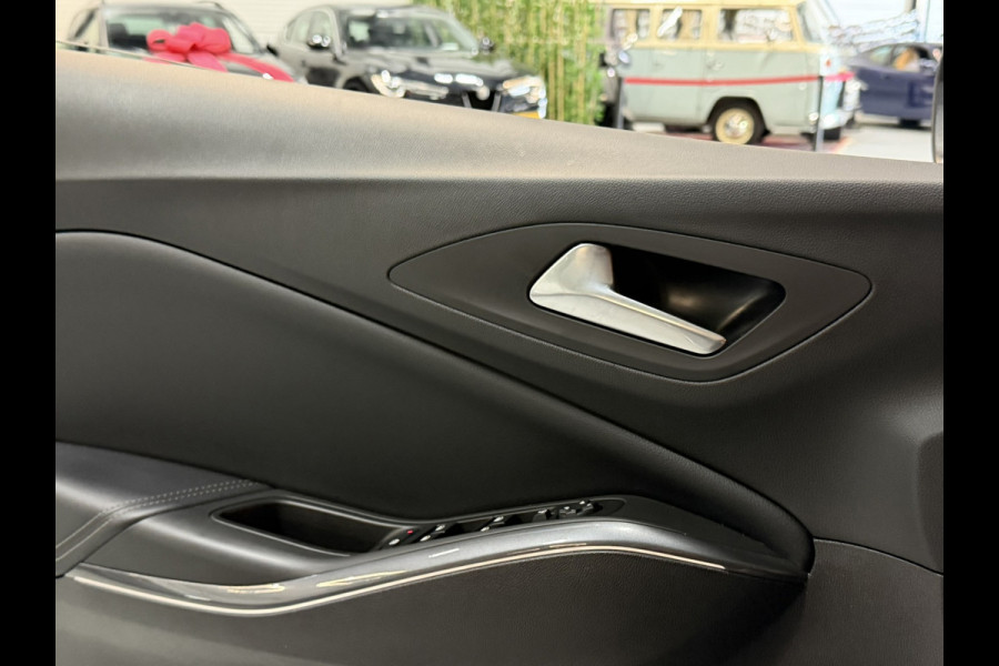 Opel Grandland X 1.2 Turbo Innovation | NAP | NL-auto | Unieke kleur | Camera | CarPlay | LED | Elek. Achterklep | Rijklaar