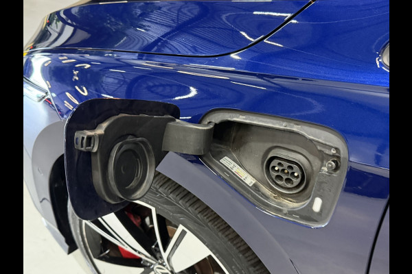 Volkswagen Golf 8 GTE | 245pk | Plug-in Hybrid | Pano | IQ.Light | IQ.Drive | Head-up | Elektrische Trekhaak | Rijklaar