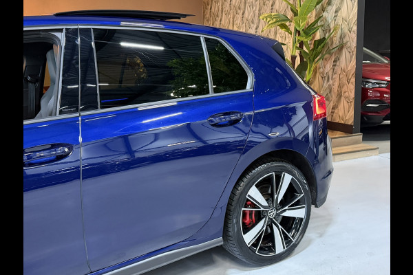 Volkswagen Golf 8 GTE | 245pk | Plug-in Hybrid | Pano | IQ.Light | IQ.Drive | Head-up | Elektrische Trekhaak | Rijklaar
