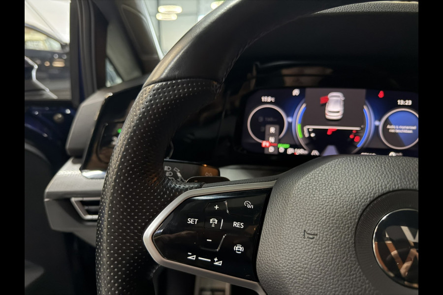 Volkswagen Golf 8 GTE | 245pk | Plug-in Hybrid | Pano | IQ.Light | IQ.Drive | Head-up | Elektrische Trekhaak | Rijklaar