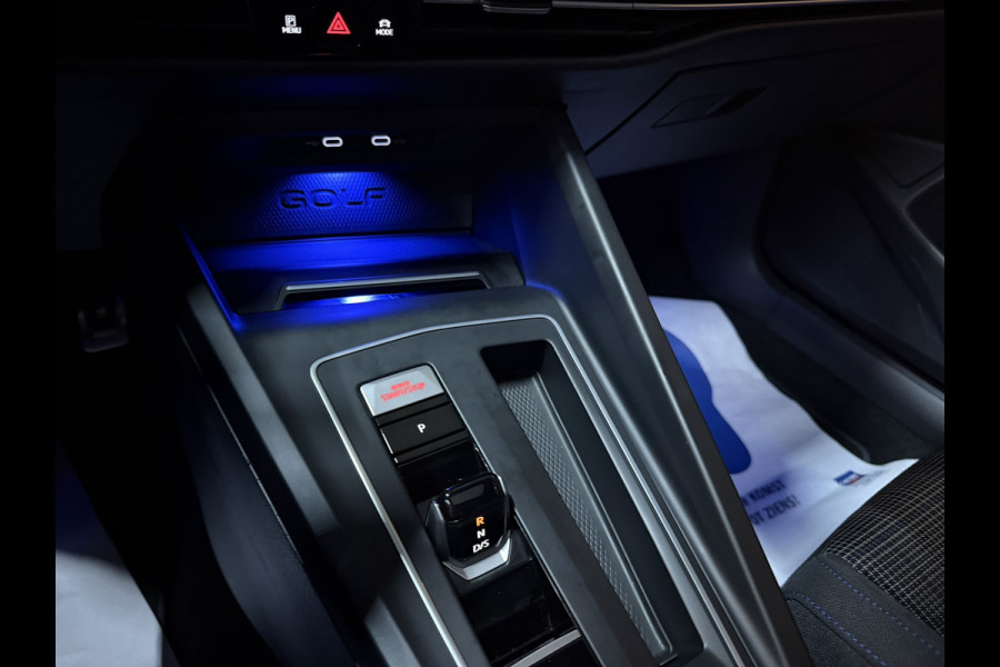 Volkswagen Golf 8 GTE | 245pk | Plug-in Hybrid | Pano | IQ.Light | IQ.Drive | Head-up | Elektrische Trekhaak | Rijklaar