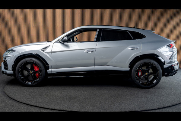 Lamborghini Urus 4.0 V8 HUD Leder Ceramic B&O 360° Massage ACC Alcantara hemel Elektr. achterklep Elektr. verstelbare stoelen met memory Stoel & Stuurverwarming Navi PDC Climate LM velgen