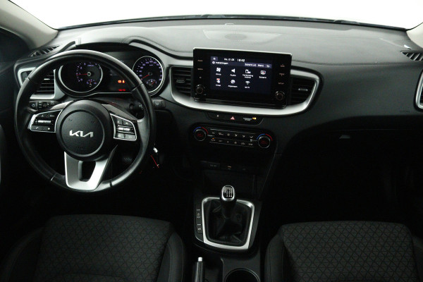 Kia Ceed Sportswagon 1.0 T-GDi ComfortLine (NAVIGATIE CARPLAY, CLIMA, AUTOPILOT, APAPTIVE CRUISE, DEALER ONDERHOUDEN)