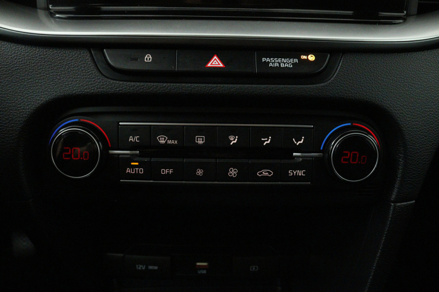 Kia Ceed Sportswagon 1.0 T-GDi ComfortLine (NAVIGATIE CARPLAY, CLIMA, AUTOPILOT, APAPTIVE CRUISE, DEALER ONDERHOUDEN)