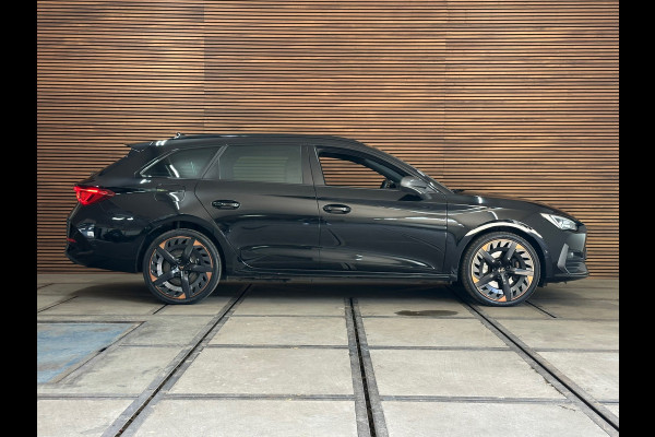 CUPRA Leon 1.4 TSI e-Hybrid VZ Copper Edition 245 PK| CUPRA Supersport stuur | Panorama | KESSY | ACC |Rijassistent XL|Memory|19”