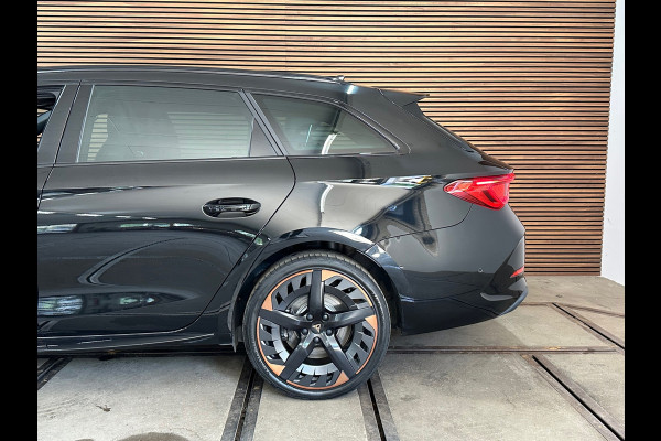 CUPRA Leon 1.4 TSI e-Hybrid VZ Copper Edition 245 PK| CUPRA Supersport stuur | Panorama | KESSY | ACC |Rijassistent XL|Memory|19”