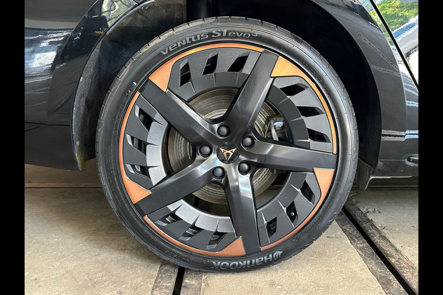 CUPRA Leon 1.4 TSI e-Hybrid VZ Copper Edition 245 PK| CUPRA Supersport stuur | Panorama | KESSY | ACC |Rijassistent XL|Memory|19”