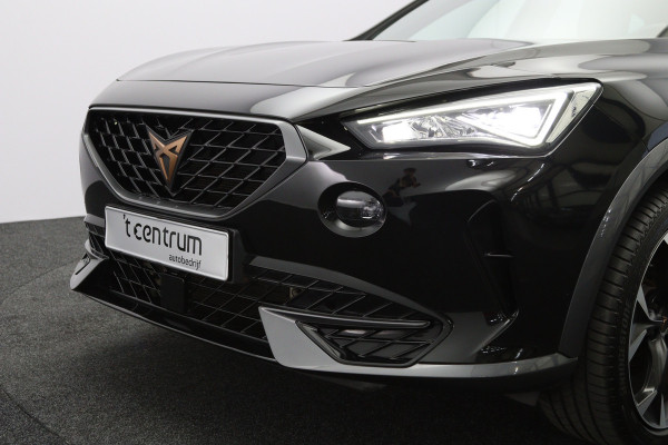 CUPRA Formentor 1.4 e-Hybrid 204 PK Performance PHEV, Panoramadak, Camera, Adap. Cruise Control