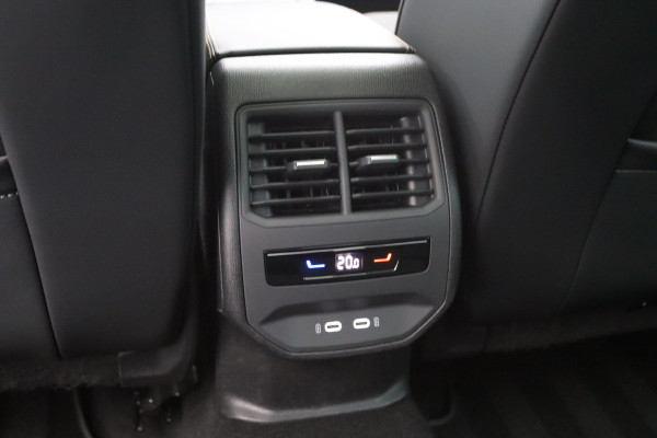 CUPRA Formentor 1.4 e-Hybrid 204 PK Performance PHEV, Panoramadak, Camera, Adap. Cruise Control