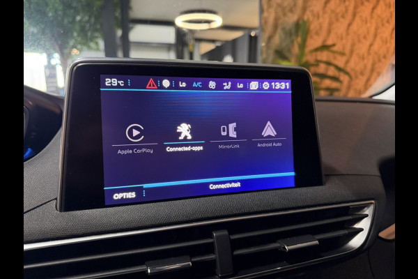 Peugeot 3008 1.6 e-THP Allure | Automaat | Digitale Cockpit | Keyless | CarPlay | Navi | Sfeerverlichting | LED | Rijklaar