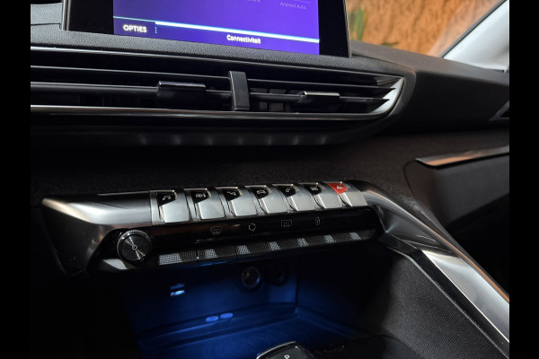 Peugeot 3008 1.6 e-THP Allure | Automaat | Digitale Cockpit | Keyless | CarPlay | Navi | Sfeerverlichting | LED | Rijklaar