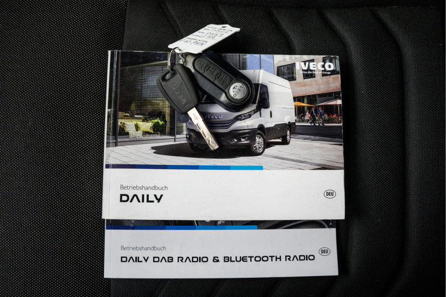 Iveco Daily 35S16 | 160 PK | L2H2 | Automaat | 3-Zits | Climate | Airco