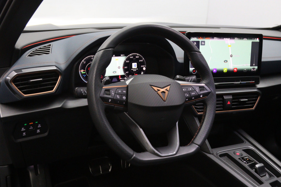 CUPRA Formentor 1.4 e-Hybrid VZ 245 PK Tribe Copper Edition PHEV, Panoramadak, Leder, Memory