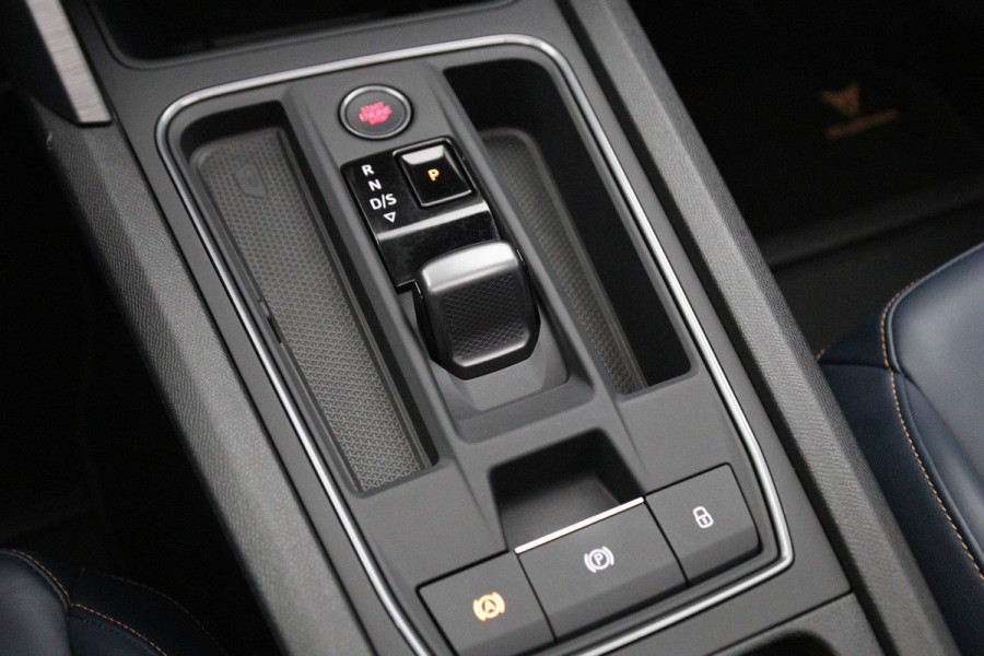 CUPRA Formentor 1.4 e-Hybrid VZ 245 PK Tribe Copper Edition PHEV, Panoramadak, Leder, Memory