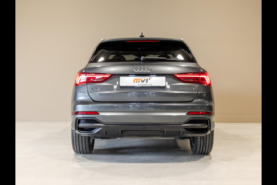Audi Q3 35 TFSI 2x S-Line Edition / 150pk / Dodehoek herkenning /