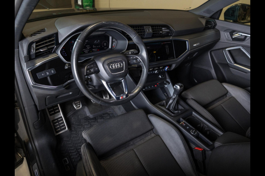 Audi Q3 35 TFSI 2x S-Line Edition / 150pk / Dodehoek herkenning /