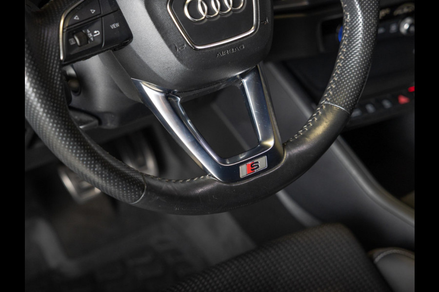Audi Q3 35 TFSI 2x S-Line Edition / 150pk / Dodehoek herkenning /