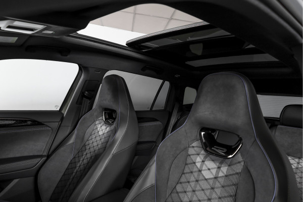 Volkswagen Tayron 1.5 eHybrid 272 PK R-Line Edition | Black Style | 15 inch Navi | Elek. Trekhaak | IQ Light | HUD | S/K-Panodak | Dig. Cockpit | Adapt. Cruise | Stoel-+Stuurverw. | 360 Camera | NAV + App. Connect | ECC | Elek. Klep | LM 20" | 9286