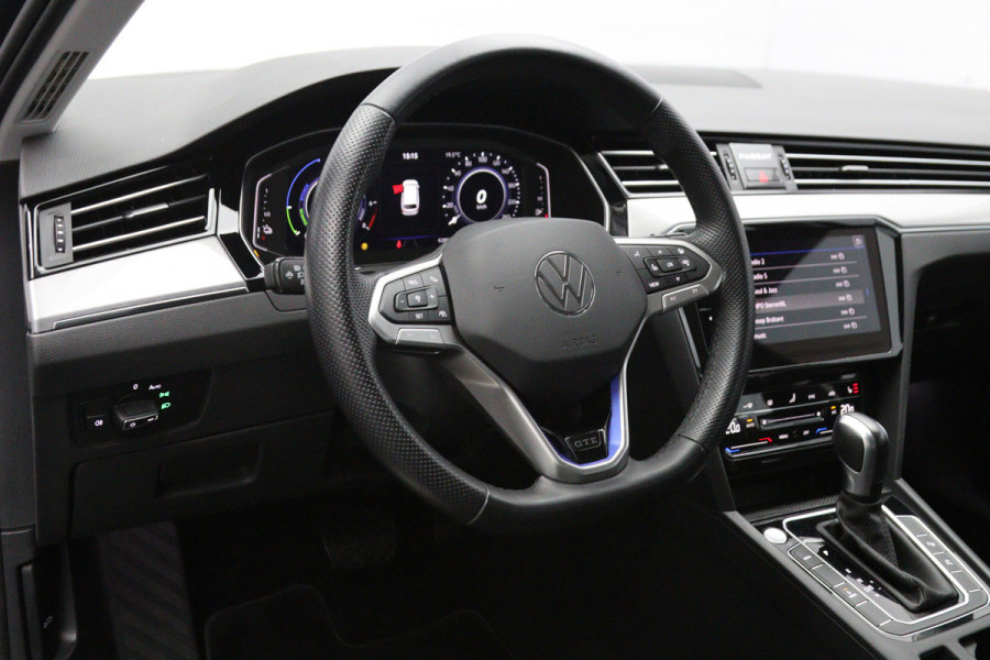 Volkswagen Passat Variant 1.4 TSI PHEV GTE 218 PK BNS, Trekhaak, Groot-Navigatie, Leder-Alcantara, 360 Camera