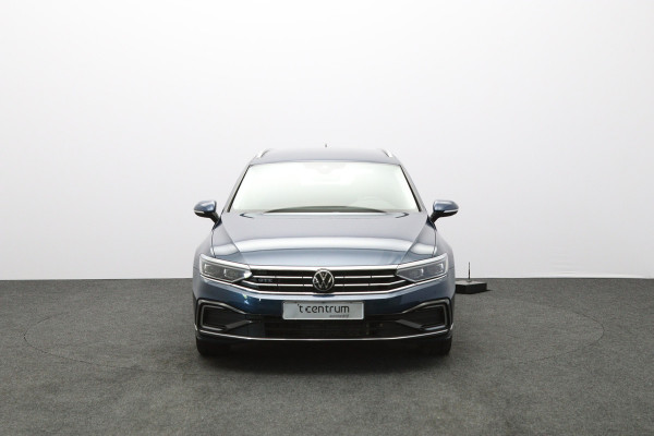 Volkswagen Passat Variant 1.4 TSI PHEV GTE 218 PK BNS, Trekhaak, Groot-Navigatie, Leder-Alcantara, 360 Camera