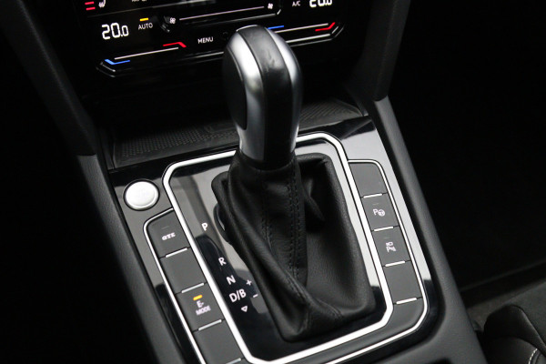 Volkswagen Passat Variant 1.4 TSI PHEV GTE 218 PK BNS, Trekhaak, Groot-Navigatie, Leder-Alcantara, 360 Camera