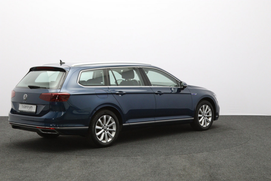Volkswagen Passat Variant 1.4 TSI PHEV GTE 218 PK BNS, Trekhaak, Groot-Navigatie, Leder-Alcantara, 360 Camera