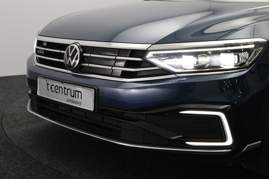 Volkswagen Passat Variant 1.4 TSI PHEV GTE 218 PK BNS, Trekhaak, Groot-Navigatie, Leder-Alcantara, 360 Camera