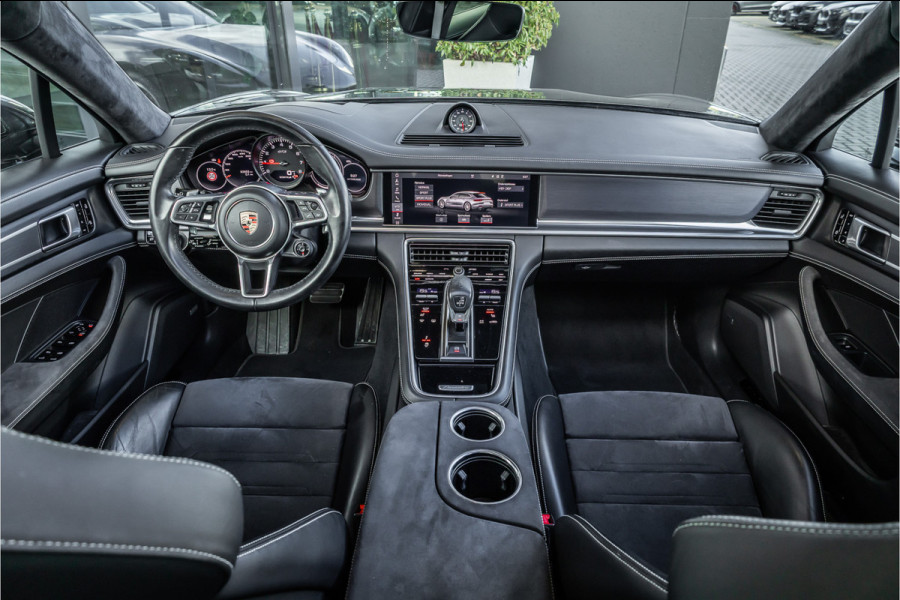 Porsche Panamera Sport Turismo 4.0 GTS - Sport Chrono + | Panorama | Memory | HUD