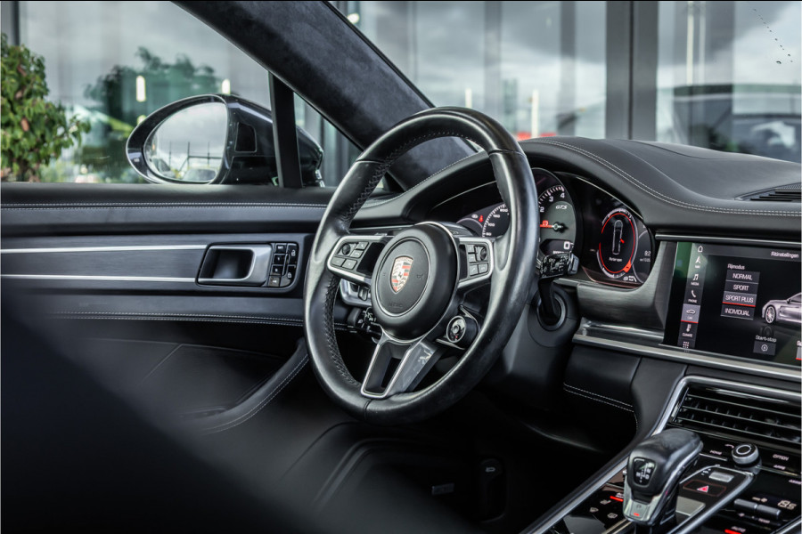 Porsche Panamera Sport Turismo 4.0 GTS - Sport Chrono + | Panorama | Memory | HUD