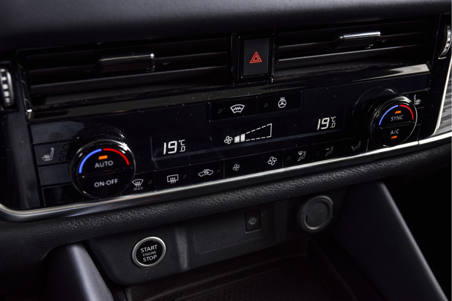 Nissan QASHQAI 1.3 MHEV Xtronic 158 PK Tekna Plus | Cold Pack | Pano | Trekhaak | Dig. Cockpit | Adapt. Cruise | Stoel-+stuurverw. | 360 Camera | Bose | NAV + App. Connect | Auto. Airco | LM 20" | Elek. Klep |